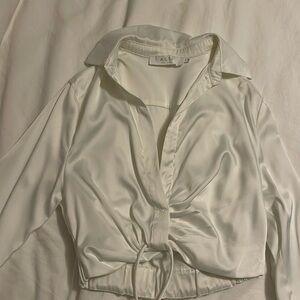 Cropped satin white shirt
